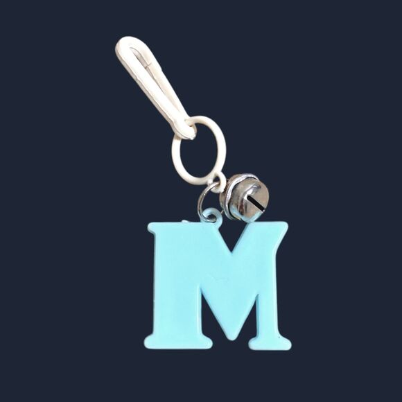 Vtg Letter M Plastic Charm Green Blue Initial Bell Clip For Toy Jewelry Chain - Picture 1 of 7